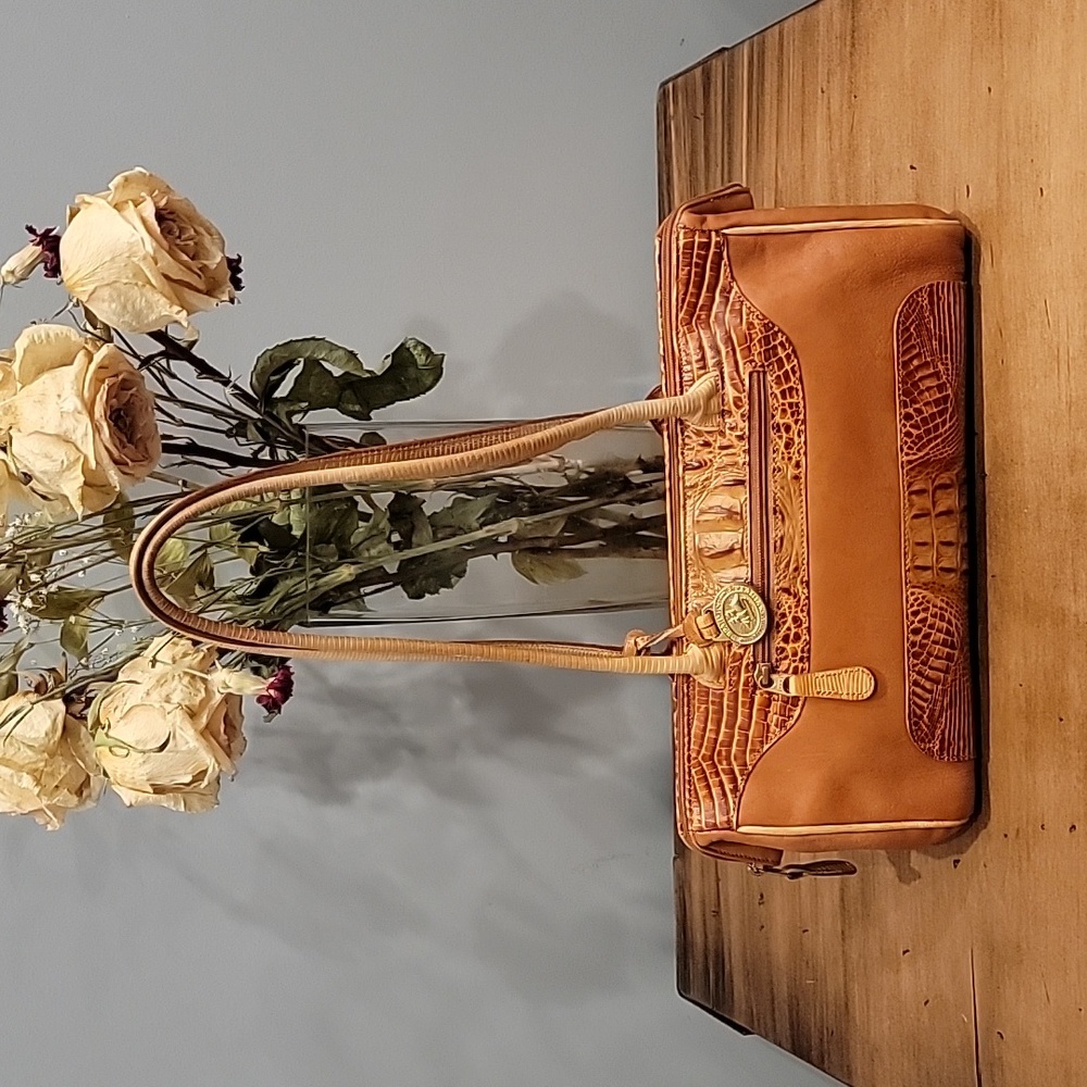 Brahmin Womens BARREL  Leather / Alligator  Handbag.